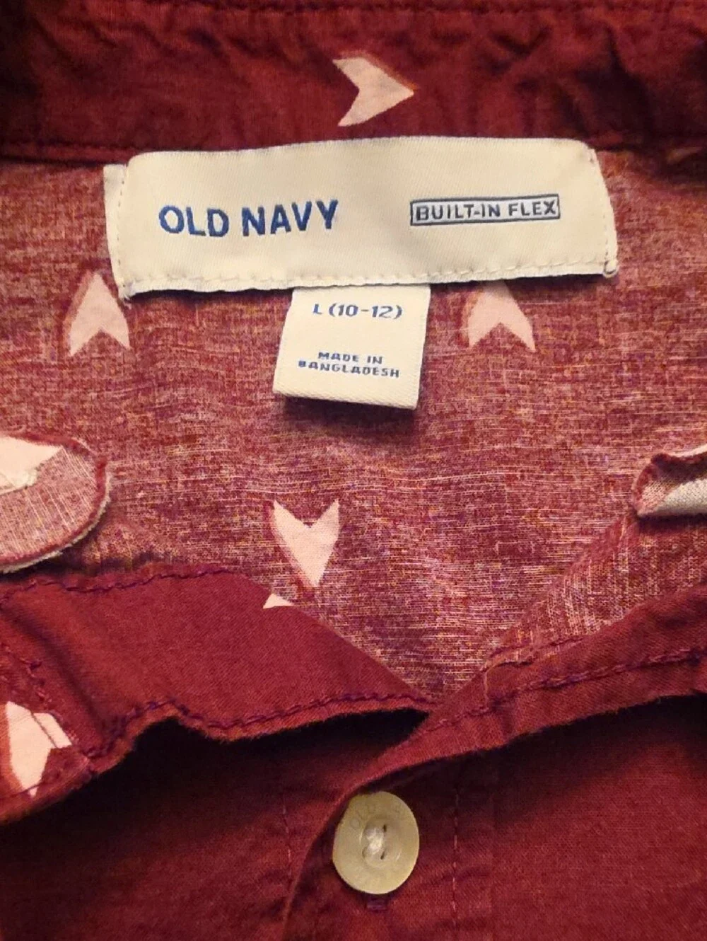 Old Navy Boy's Maroon Button-Up Short-sleeved Shirt with White Chevron Accents